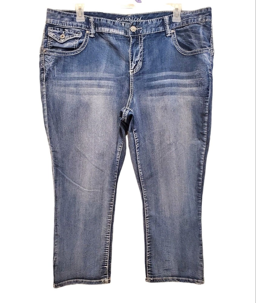 Maurices Capri Blue Jeans Womens Size 24 Plus Distressed Wash Denim Pants